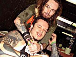 Imagem da notícia: Irmãos Cavalera gravam 15 músicas novas em três dias