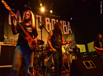 Imagem da notícia: Show do Carro Bomba no Roça' n ' Rol de 2012