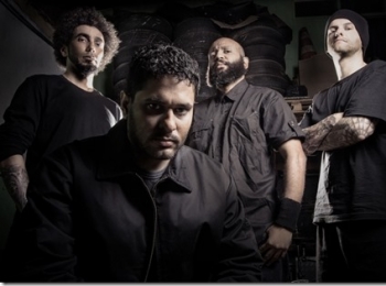 Imagem da notícia: Confronto revela tracklist de novo trabalho